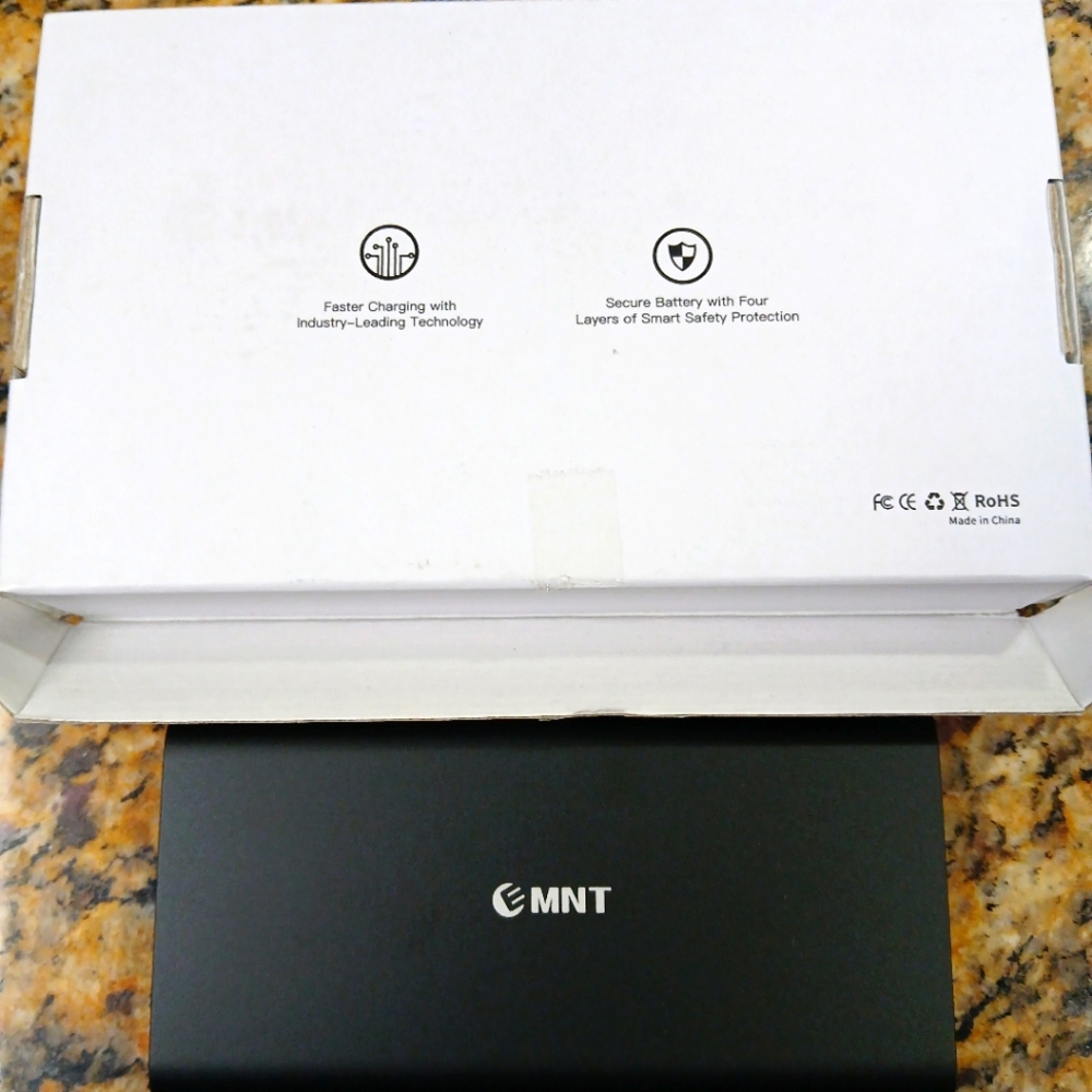 MNT Black Power Bank